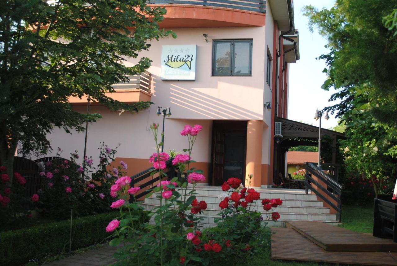 Vila Delta Travel - Mila 23 Mila Douazeci si Trei Ngoại thất bức ảnh