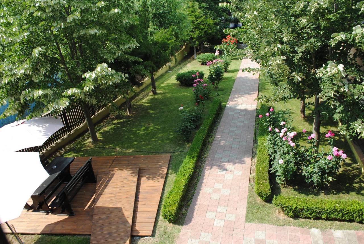 Vila Delta Travel - Mila 23 Mila Douazeci si Trei Ngoại thất bức ảnh
